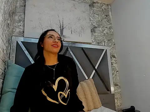 MiaDivineHYH Live XXX-chat