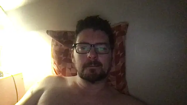 Missunderstood82 Show in webcam
