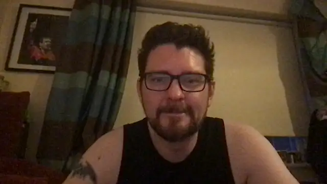 Missunderstood82 webcam show