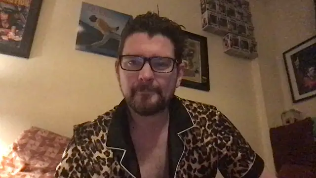 Missunderstood82 Show in webcam