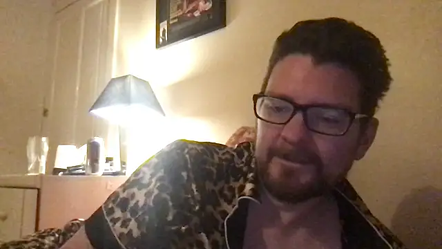 Missunderstood82 Show in webcam