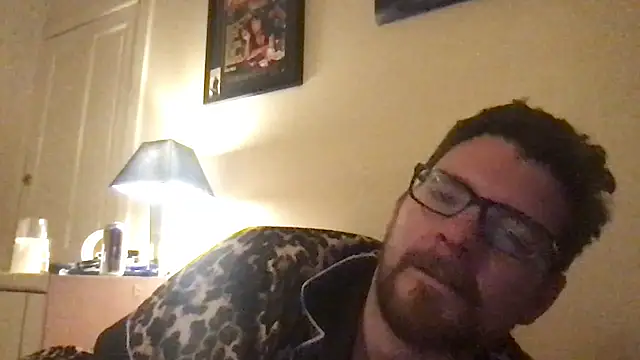 Missunderstood82 Show in webcam
