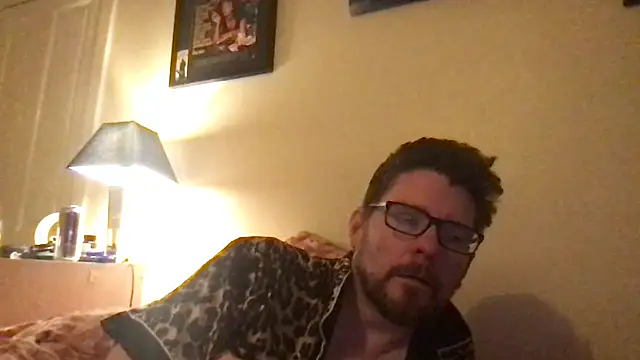 Missunderstood82 Show in webcam