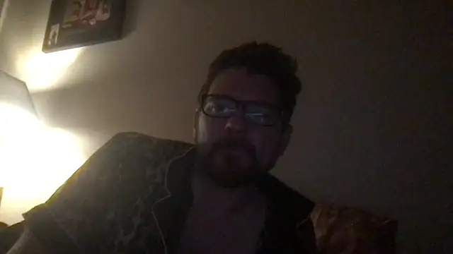 Missunderstood82 Show in webcam
