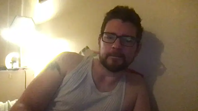 Missunderstood82 Show in webcam