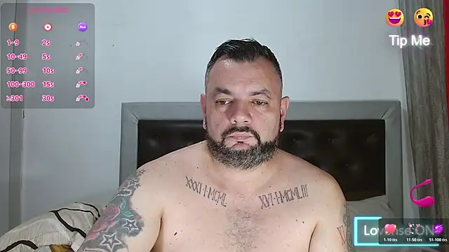 عرض كام perverseveteranmanxxx