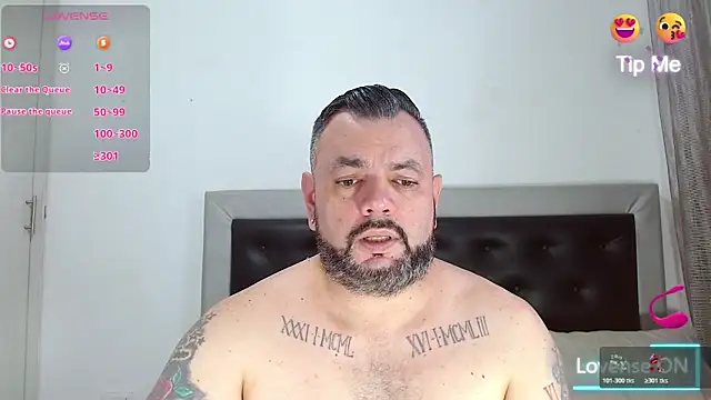 Show modela perverseveteranmanxxx na web-kameri