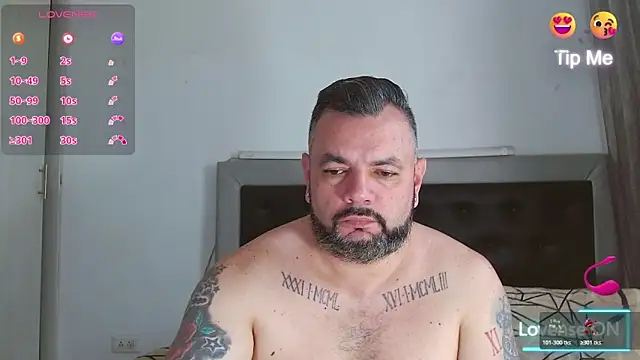 perverseveteranmanxxx 网络视讯表演