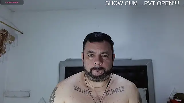 perverseveteranmanxxx webcam show