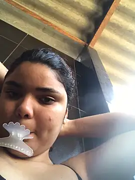 Show de Cliaclara na webcam