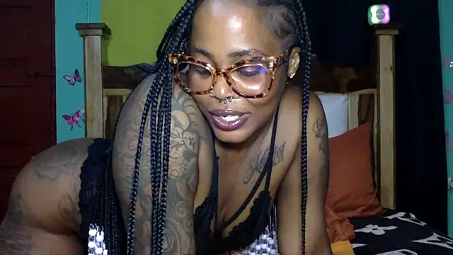 creamyamber's Webcam Show