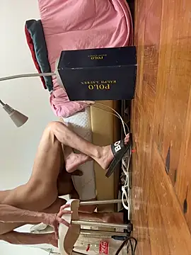Alisson4361: διαδικτυακό σόου στην κάμερα