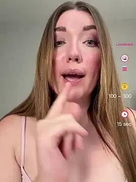 libbylaguna Adlı Modelin Web Kamerası Şovu