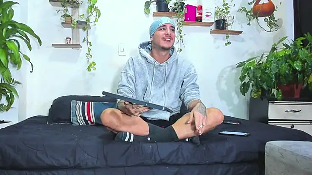 Adam_Borsalino Webcam-Show