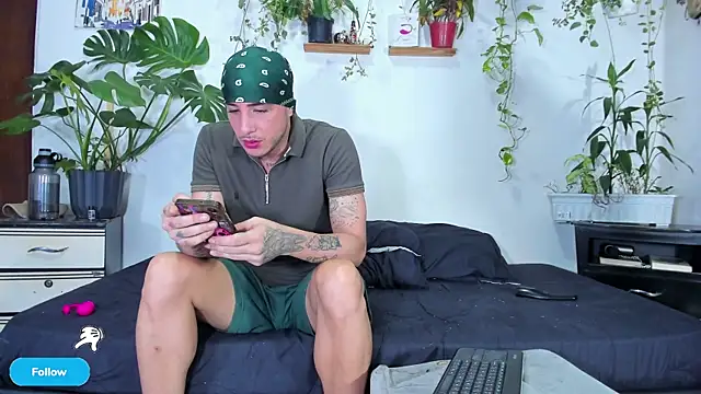 Adam_Borsalino Webcamshow