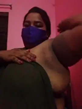 Mona_Vabi's Webcam Show