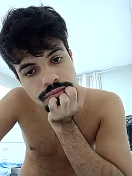 Show modela CarlosMenino24 na web-kameri