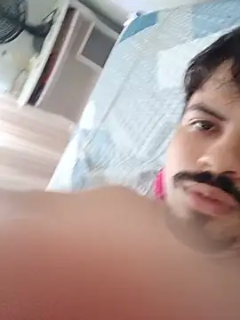 CarlosMenino24 Show in webcam