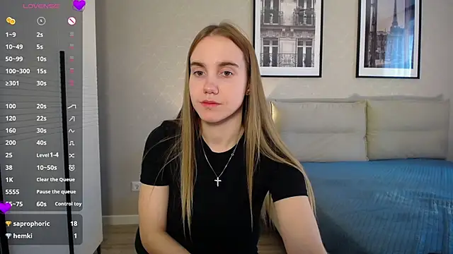 alice_rays__'s Live Chat Room