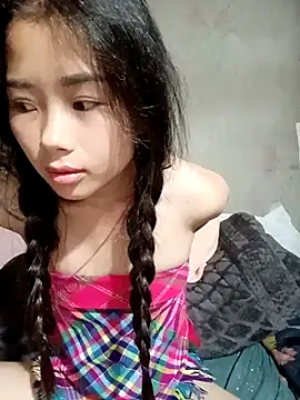 عرض كام HeresThuy22