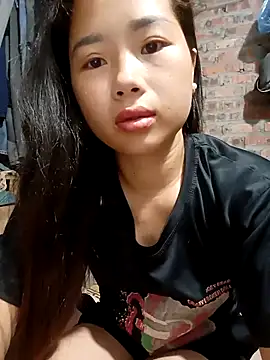 HeresThuy22 网络视讯表演