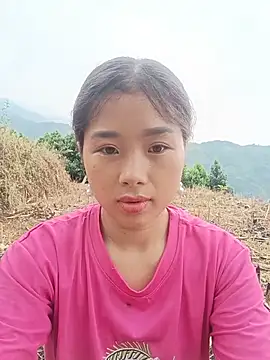HeresThuy22 网络视讯表演
