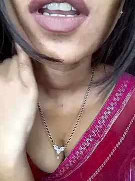 sexy_manvi25のウェブカメラショー