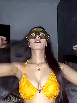 sexy_manvi25 Adlı Modelin Web Kamerası Şovu
