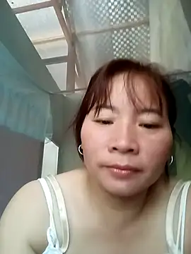 Cumhots111's Live XXX Chat