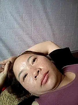 Czat XXX na żywo – Cumhots111
