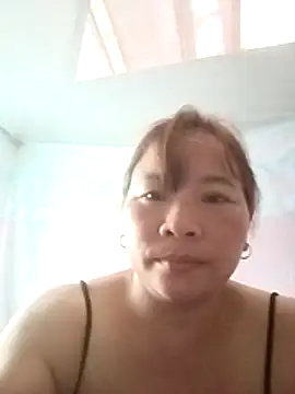 Cumhots111's Live XXX Chat