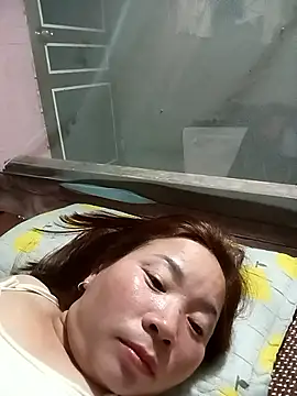 Cumhots111 现场XXX聊天