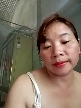 Cumhots111's Live XXX Chat