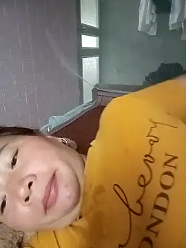 Cumhots111's Live XXX Chat
