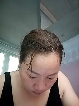 Cumhots111 网络视讯表演