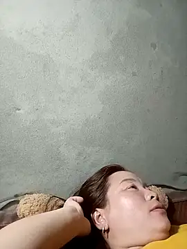 Cumhots111 webcam show