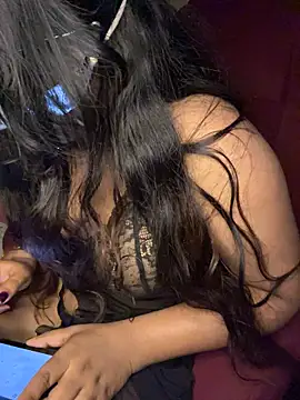SlutrySiren Show Webcam