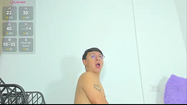 VelvetKoi webcam show