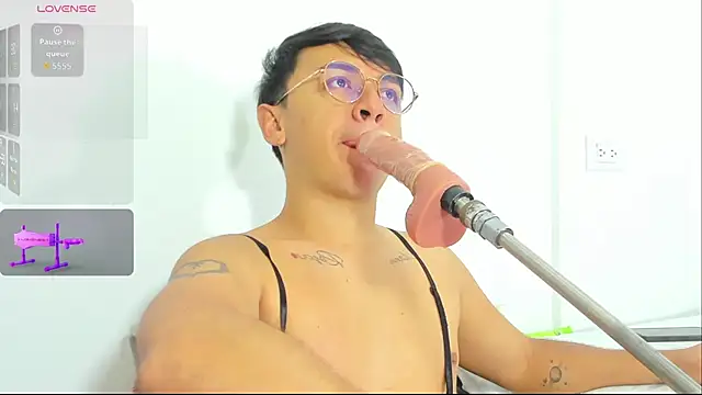 VelvetKoi's Webcam Show