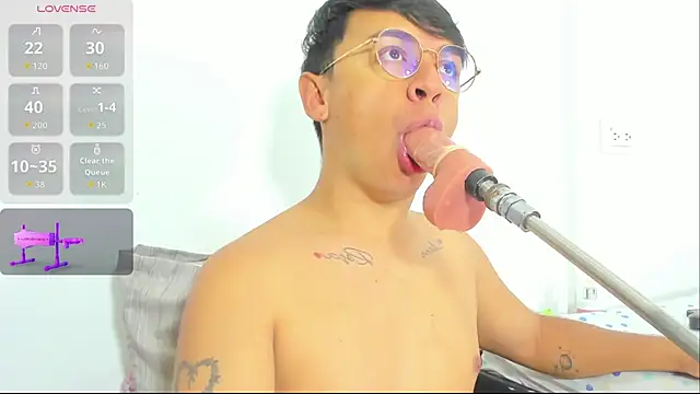 VelvetKoi: вебкам-шоу