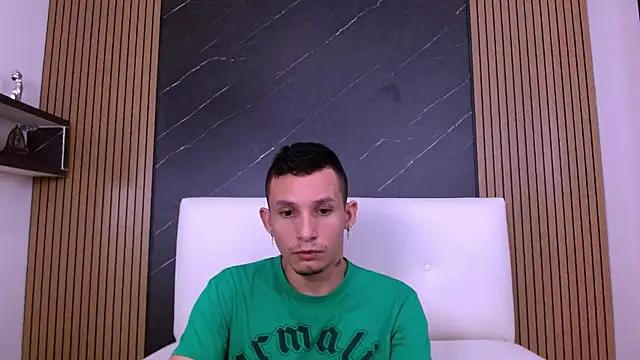 Show modela Isak_Berekoa na web-kameri