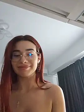 RedHeadFoxy Webcam show