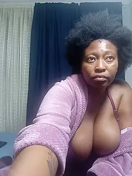 Chat XXX en directo de HottyBoobs5