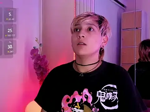 DannyRoudX Show in webcam
