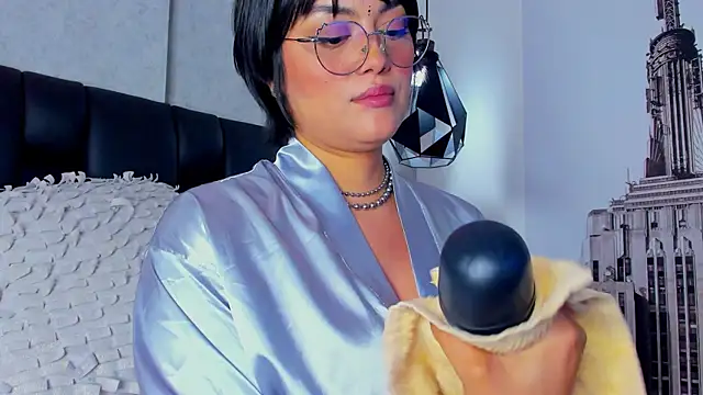 Barbara-Moon webcam show