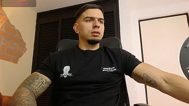 Josh_miller01's Webcam Show