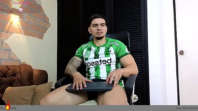 Josh_miller01 Pertunjukan Webcam