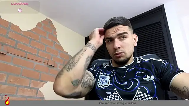 Josh_miller01's Webcam Show