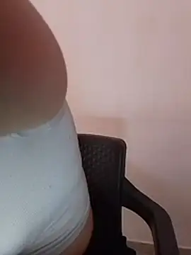 Show modela KaseyRosse na web-kameri