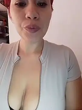 Pokazy przed kamerką – KaseyRosse